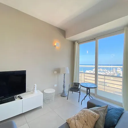 Jolie Luxury Gallipoli