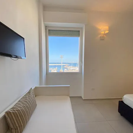 Jolie Luxury Apartment